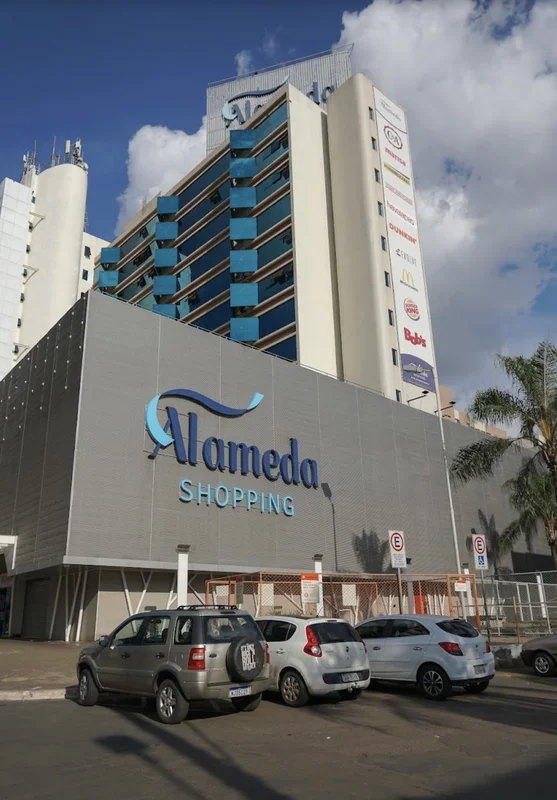 Sala a venda no Shopping Alameda- sala - banheiro privativo- piso em cerâmica br...