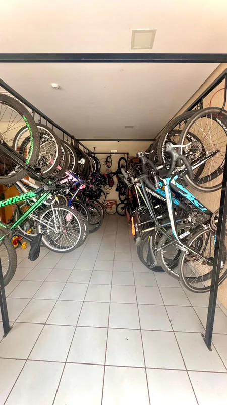 Descubra um apartamento confortável e bem localizado no coração de Águas Claras,...