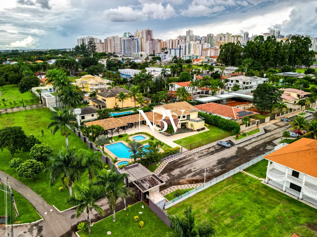 RARIDADE NA Q5 DO PARK WAY | 2.500m² | FINANCIA | AO LADO DA EPTGImóveis assim s...