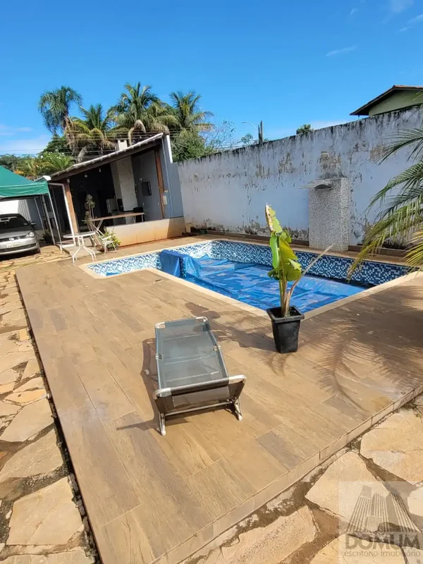 RUA 12 VICENTE PIRES - 500M² - LAZERDESCRIÇOES DO IMÓVEL: - 3 dormitórios, sendo...