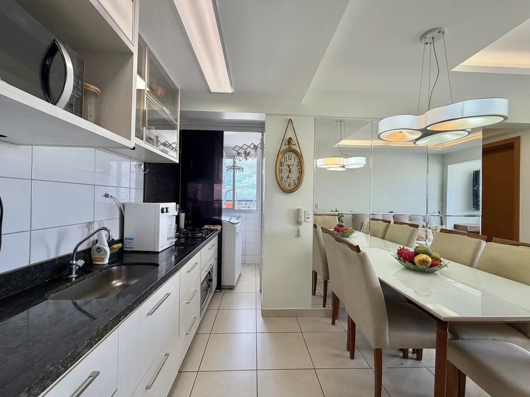 Somente R$ 40 Mil de entrada . Vizinho do Shopping Flamboyant Apartamento 57M22Q...