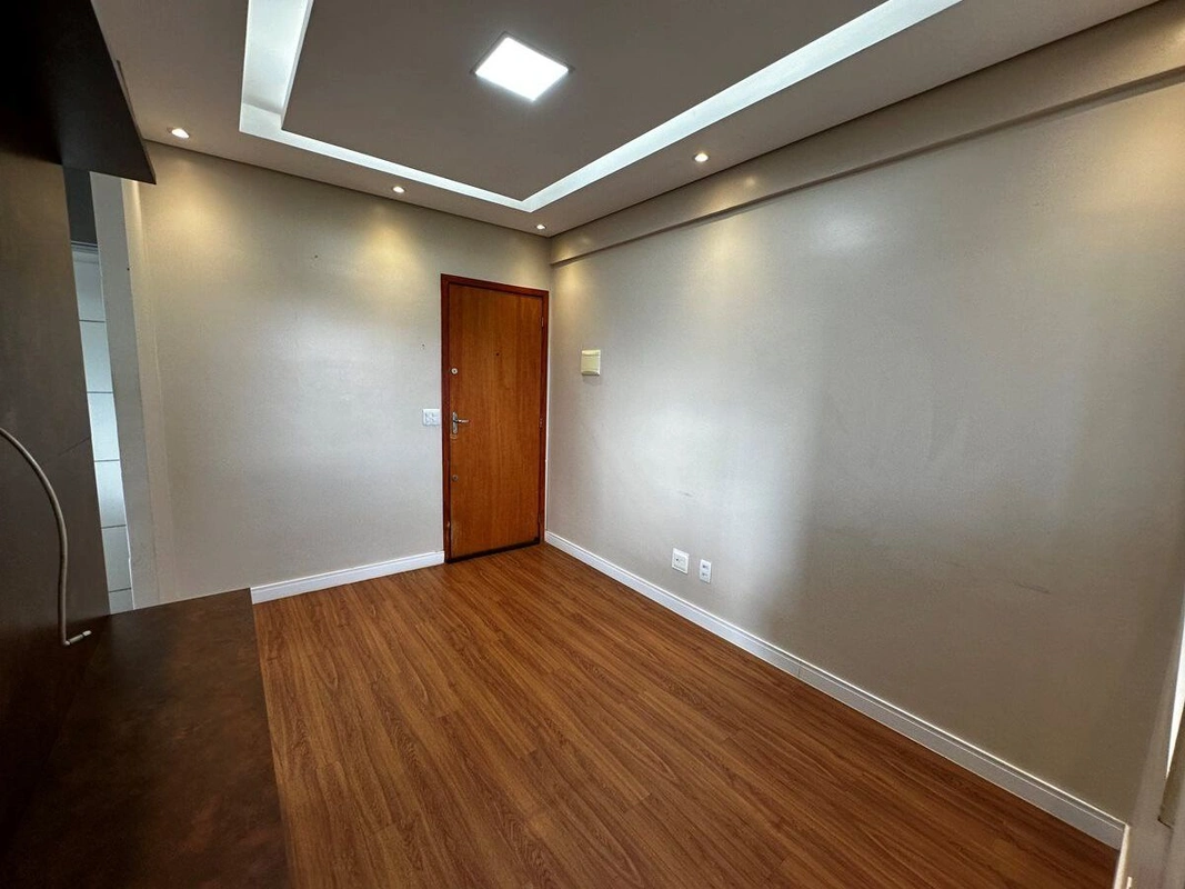 Aluga-se Apartamento 02 Qts - Qr 404/406Localizado no Residencial Marina Matos, ...