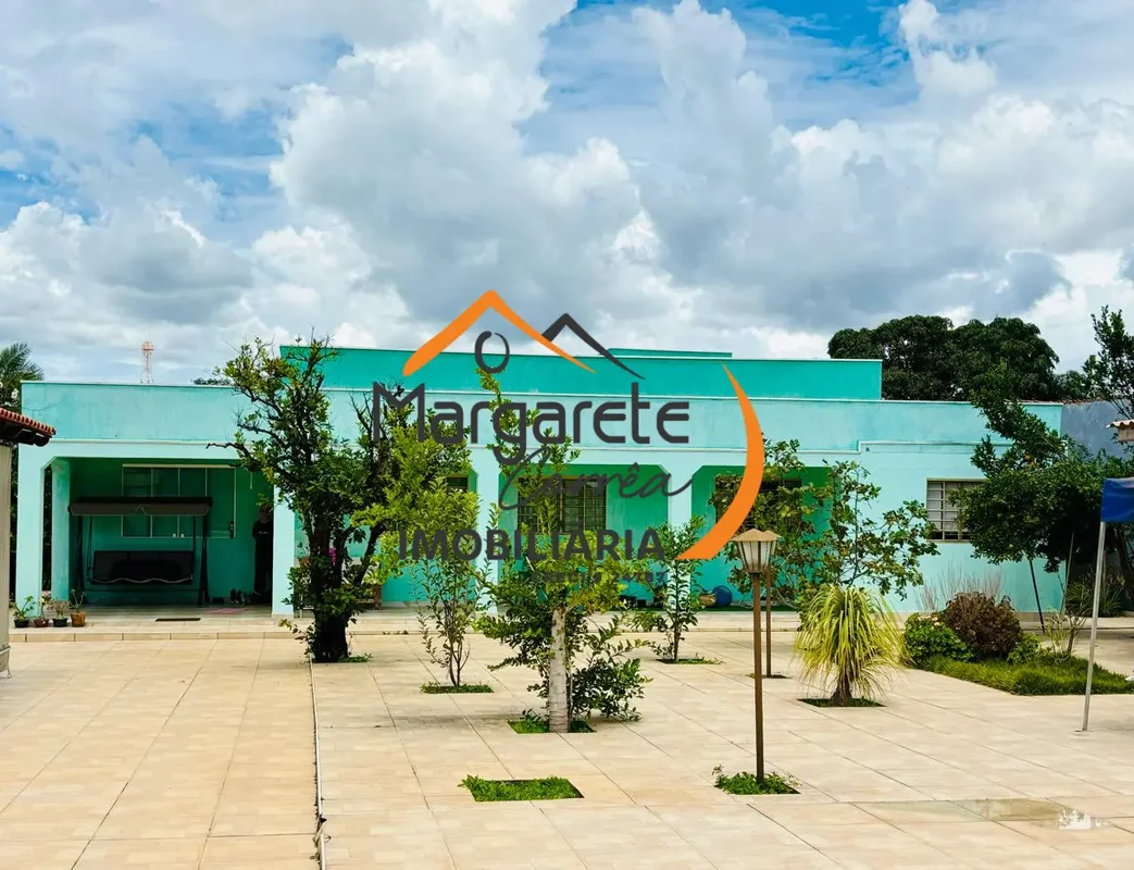 Imobiliária Margarete Corrêa vende casa térrea no Setor de Mansões QMS 9, Sobrad...