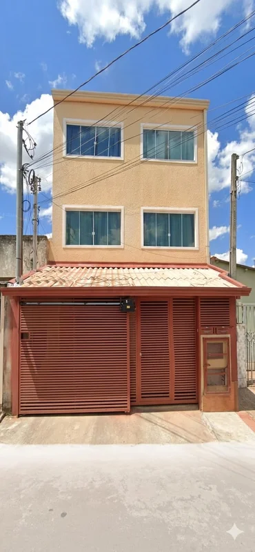 MY HOUSE VENDE SOBRADO DE 300 METROS COM 3 APARTAMENTOS DE 2 QUARTOS E 2 APARTAM...