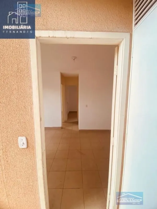 IMOBILIÁRIA FERNANDES vende excelente apartamento na Cidade de Jardins no Valpar...