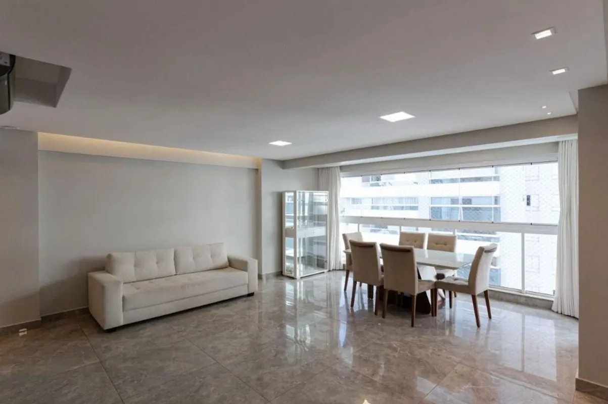 Apartamento 3 Quartos sendo 2 suítes, sala ampla, 94 m², 2 vagas, localizado no ...