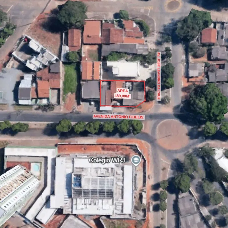 Excelente oportunidade para investimento ou construção comercial! Lote de esquin...