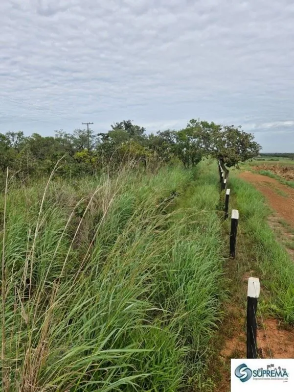 Suprema Construções e Emp. Imobiliários Ltda, Creci/DF 9060, apresenta:Belíssima...