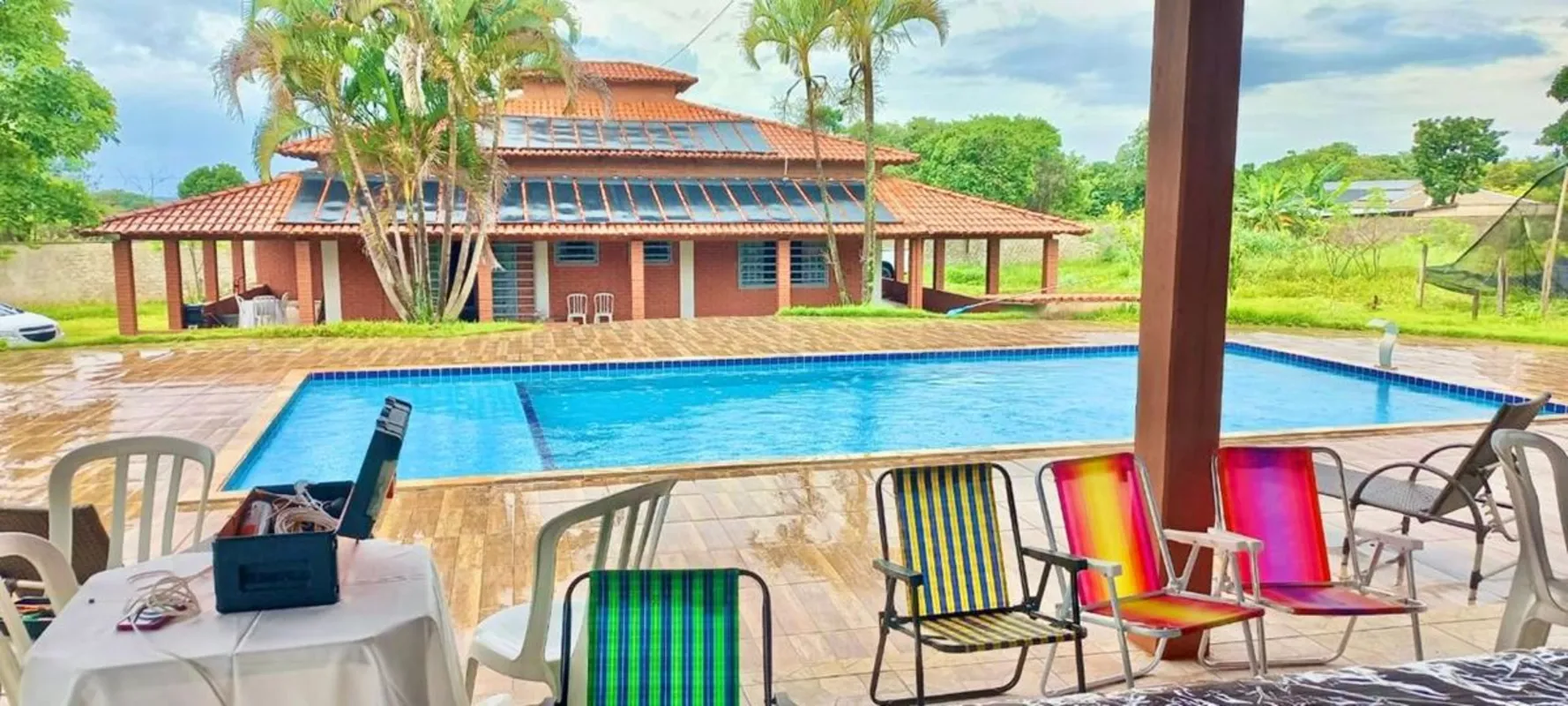 Chácara a venda em Hidrolândia, com 4.000 m² de terreno e 360 m² de área constru...