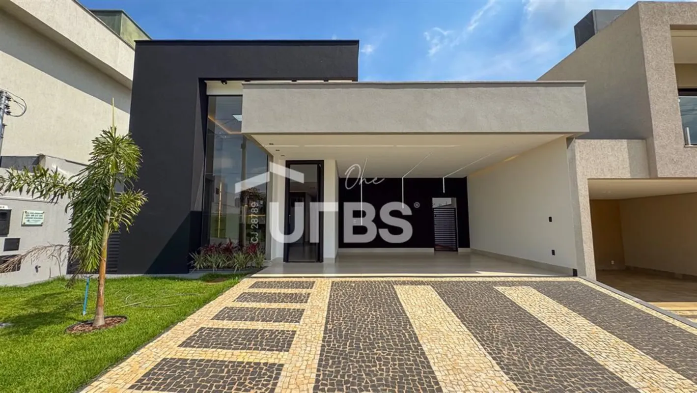 COD U-0030771 - Belíssima casa térrea no Jardins Bolonha - completo em armários....