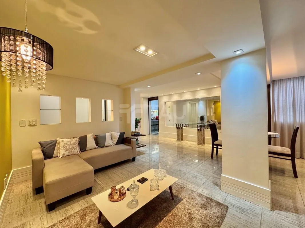 Asa Norte, SQN 211, excelente apartamento REFORMADO com 89,58 m².Exclusividade.I...