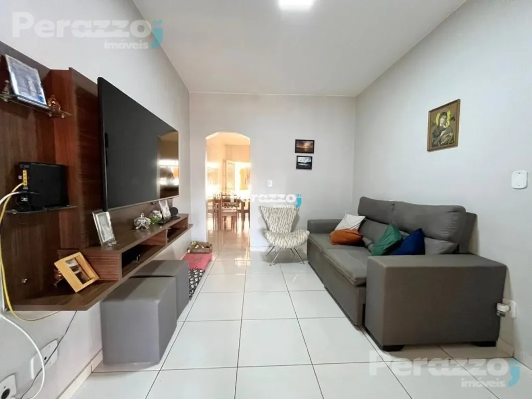Ótima casa de 3 Quartos localizada no Vila Nova em São Sebastião por R$450.000,0...
