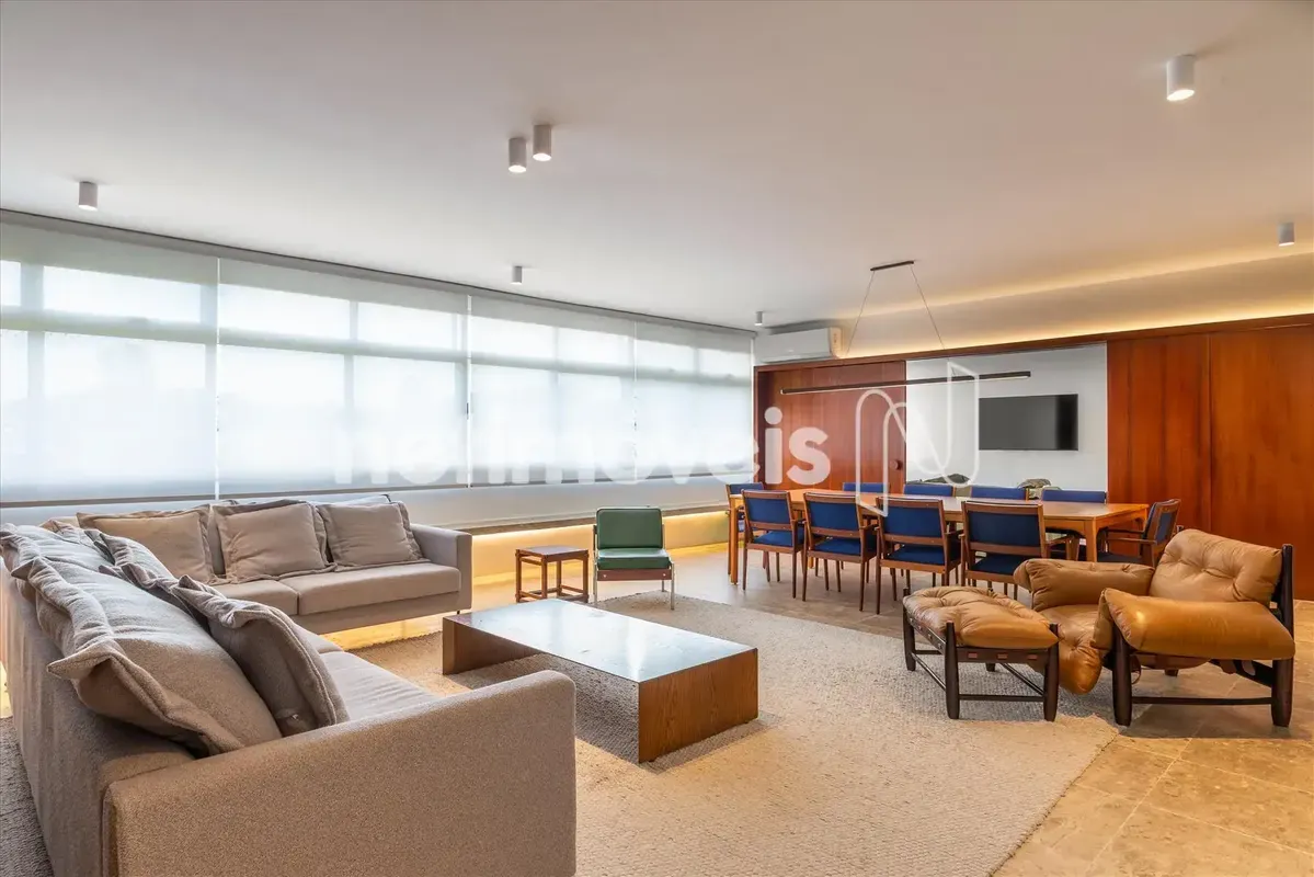 Apartamento 03 suítes - Reformado - Alto padrão - 2 Vagas - SQS 309 Apresentamos...