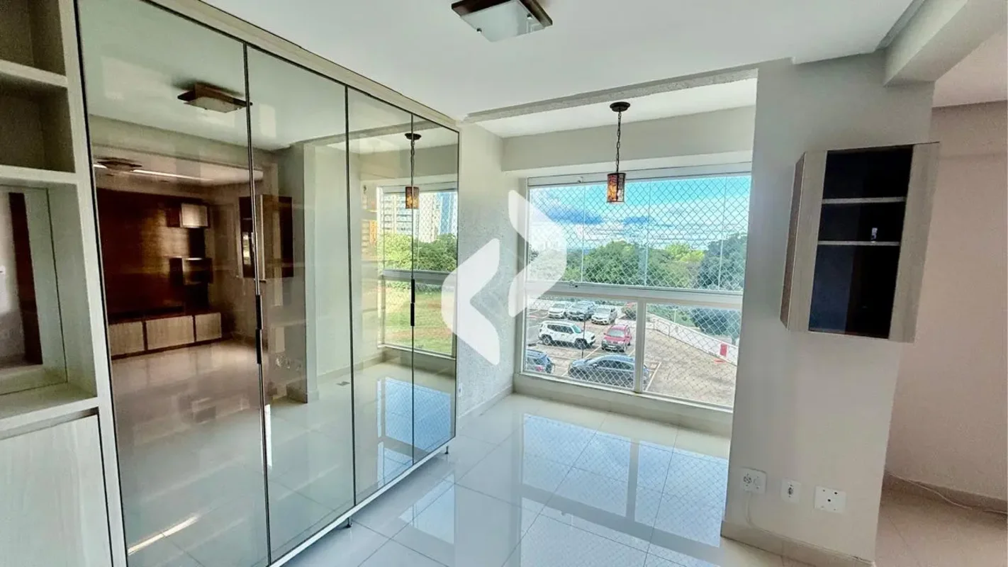 Vendo, excelente apartamento de 3 quartos, reformado para 2, com ampliação da sa...