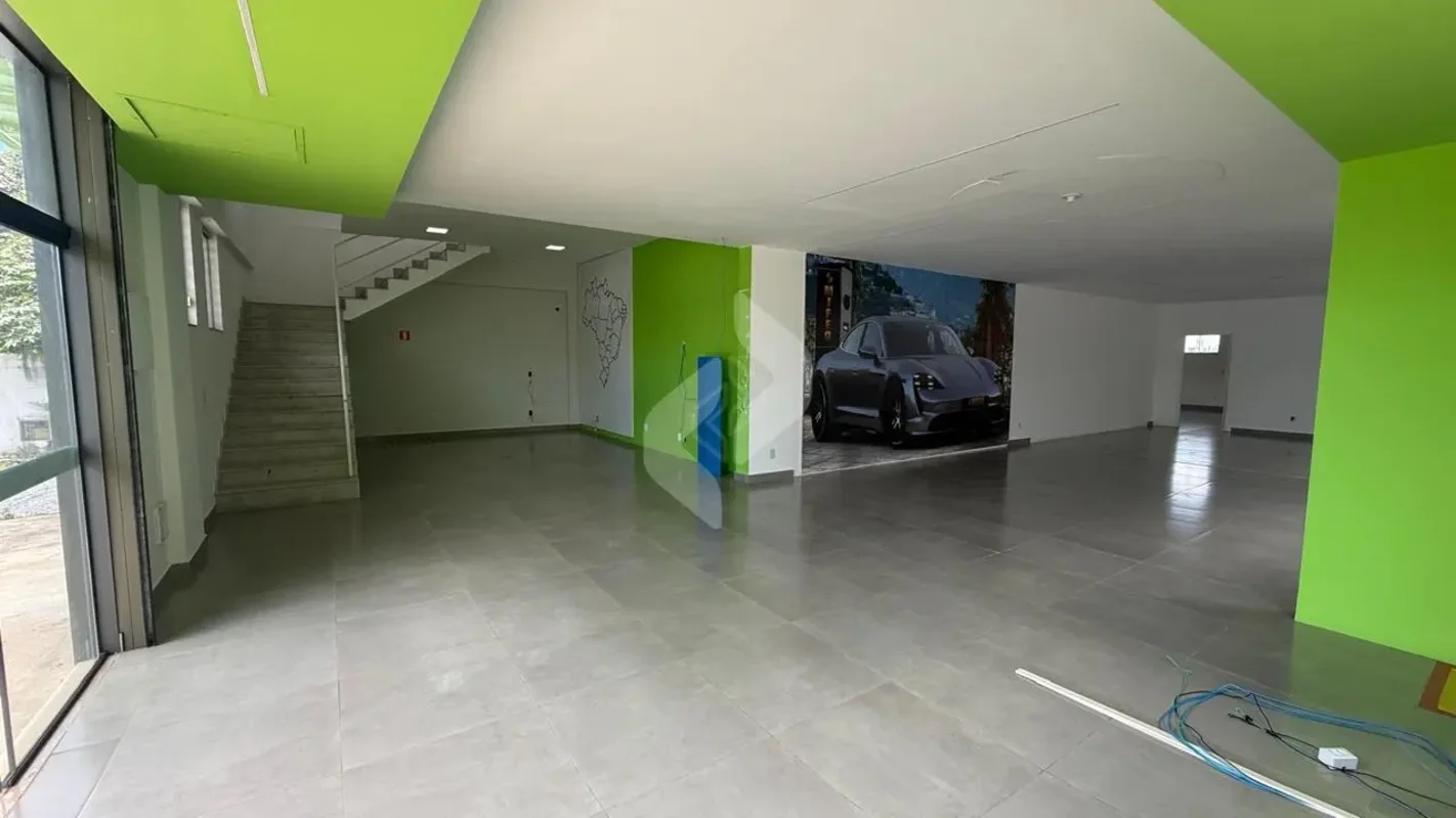 640m² de oportunidade para o seu negócio. Um prédio comercial totalmente reforma...