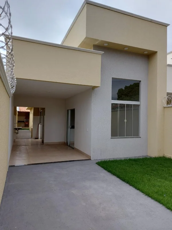 Casa térrea nova à venda no Setor Marista Sul - Aparecida de GoiâniaUma oportuni...