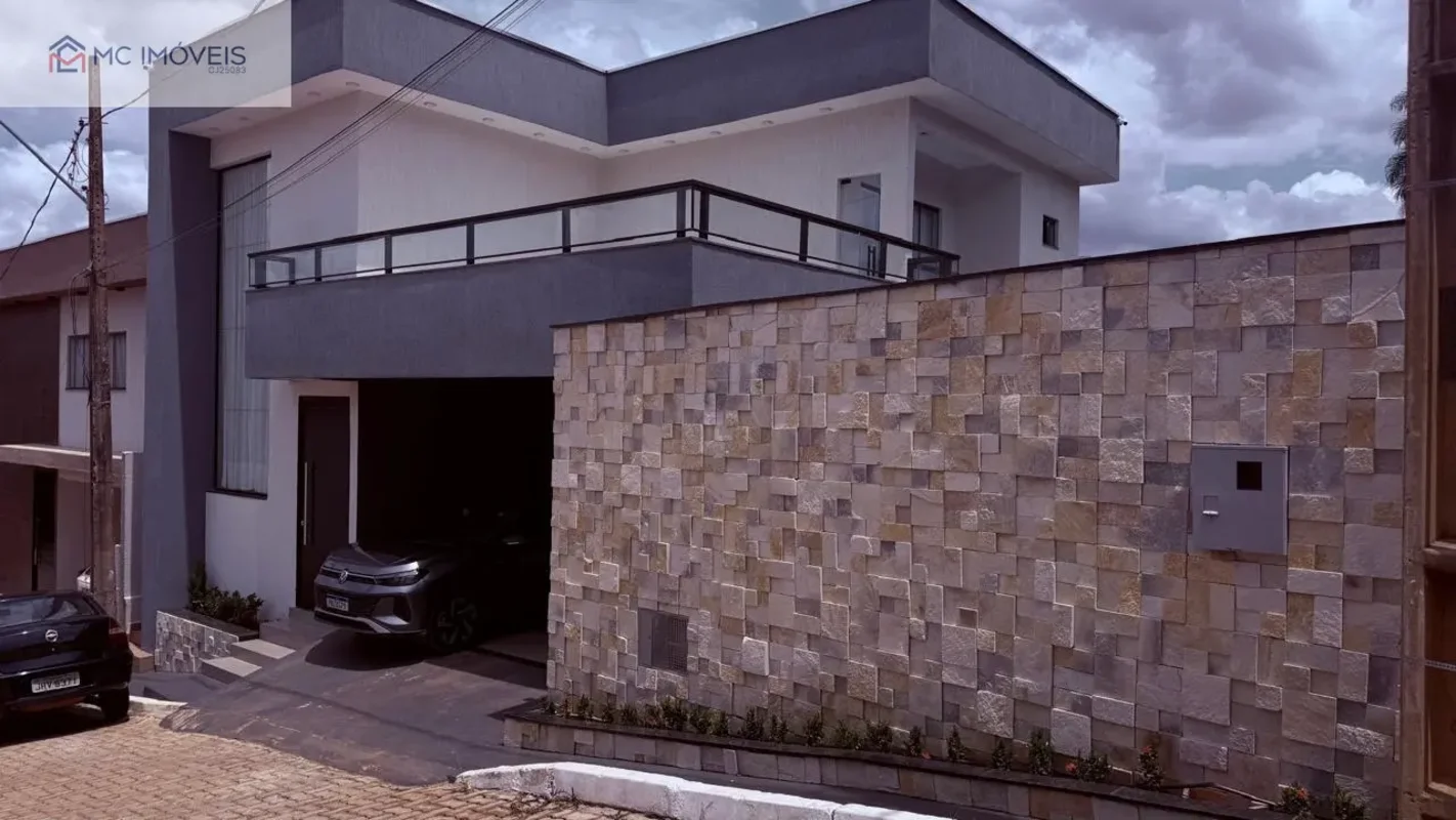 Casa de Alto Padrão à Venda – Colônia Agrícola Samambaia | 3 Suítes | Piscina Aq...