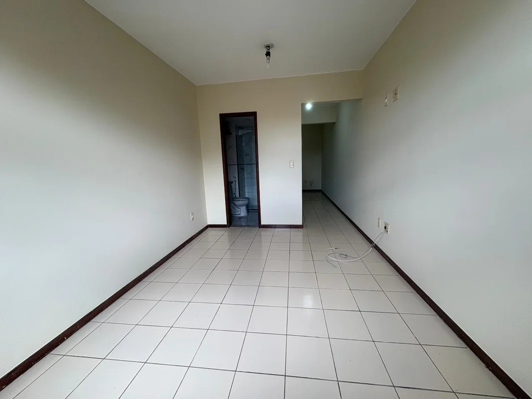 Oportunidade para Investidor | Kit para Reforma | Residencial Monte Olimpo | 29 ...