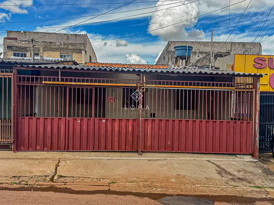 ESPECIFICAÇÕES DA CASA:- Escriturada- Sala ampla - Cozinha - 02 quartos - Banhei...