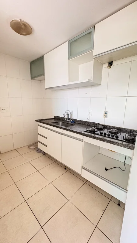 Madel Imobiliária vende apartamento na Quadra 9 de Sobradinho.DESCRIÇÃO:2 quarto...