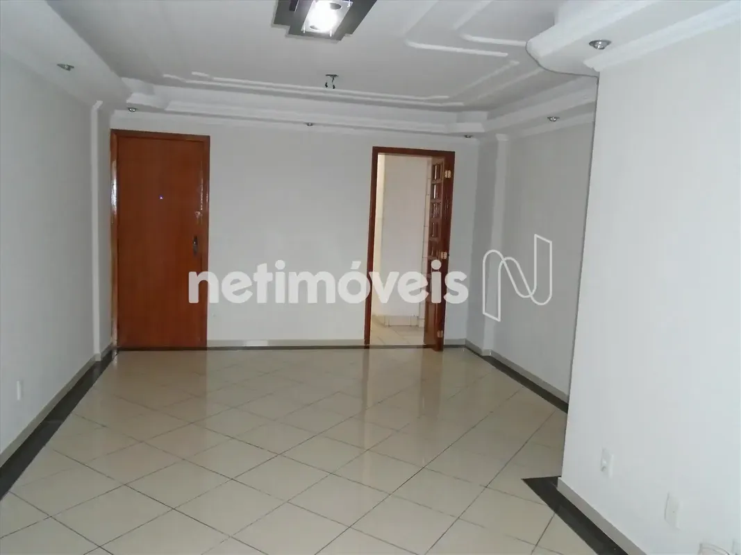 Venha morar neste apartamento super bem equipado com armários planejados em todo...