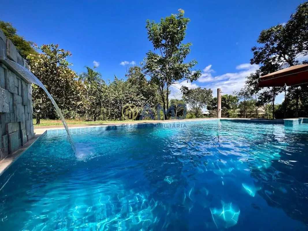 SOBRADO DE ALTO PADRÃO À VENDA RESIDENCIAL ALTO DA BOA VISTA SENADOR CANEDO/GO E...