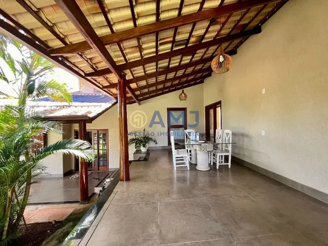 SOBRADO DE ALTO PADRÃO À VENDA RESIDENCIAL ALTO DA BOA VISTA SENADOR CANEDO/GOEx...