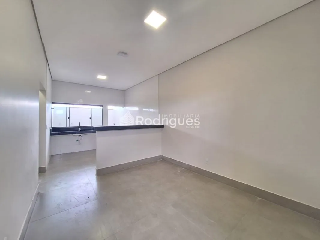 Rodrigues Empreendimentos Imobiliários ALUGA apartamento na QNM 24 na Ceilândia ...