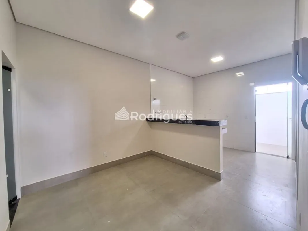 Rodrigues Empreendimentos Imobiliários ALUGA apartamento na QNM 24 na Ceilândia ...