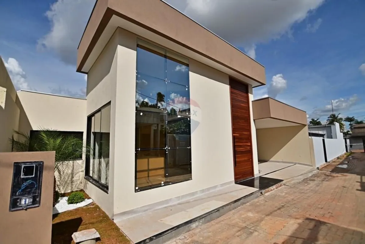 Descubra a casa dos seus sonhos nesta Casa de Condomínio de nova construção, loc...