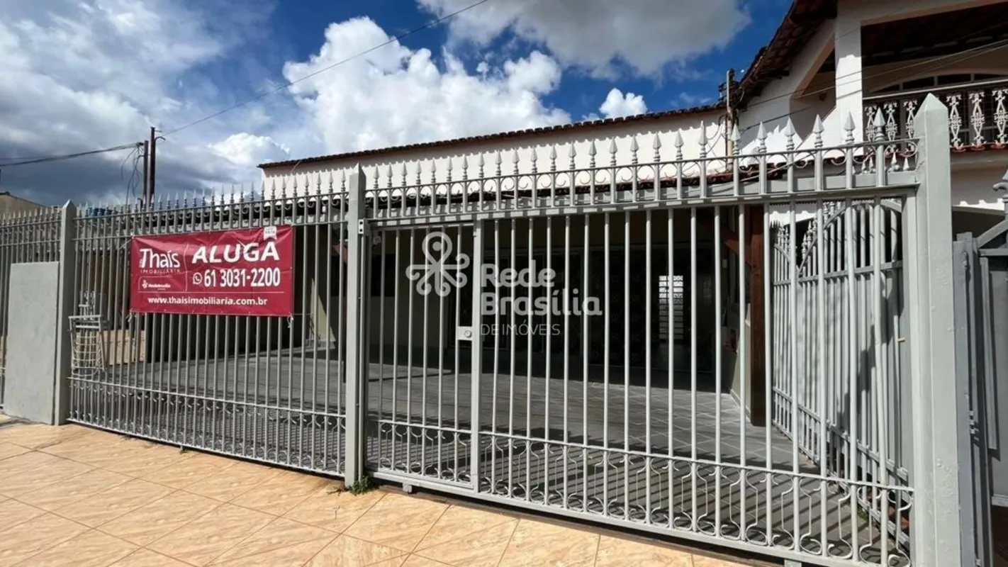 TH34857 - Qe 15 Guará, Casa 04 quartos, 121m². Agende sua visita! Imóvel compost...