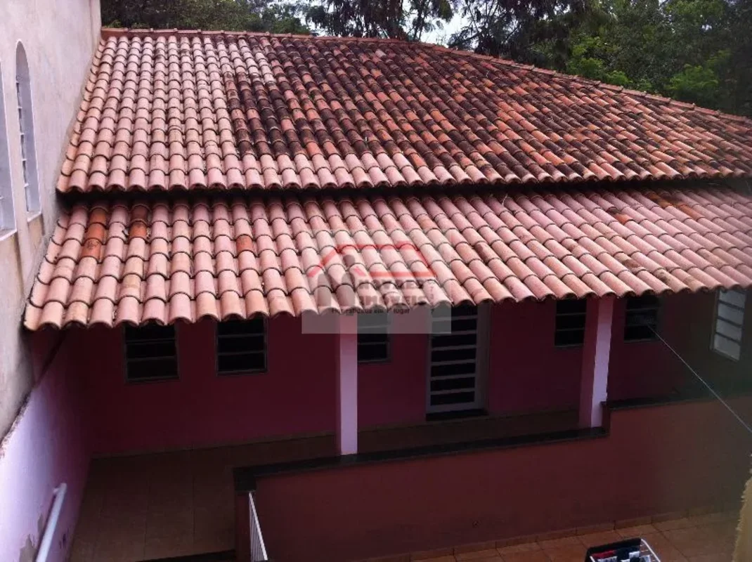 CASA COMPOSTA DE;01 QUARTO, SALA, COZINHA, BANHEIRO, ÁREA DE SERVIÇO, FORRO PVC,...