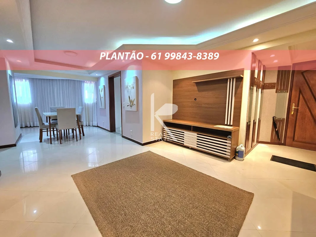 Apartamento aconchegante e bem localizado com um layout versátil, o imóvel ofere...