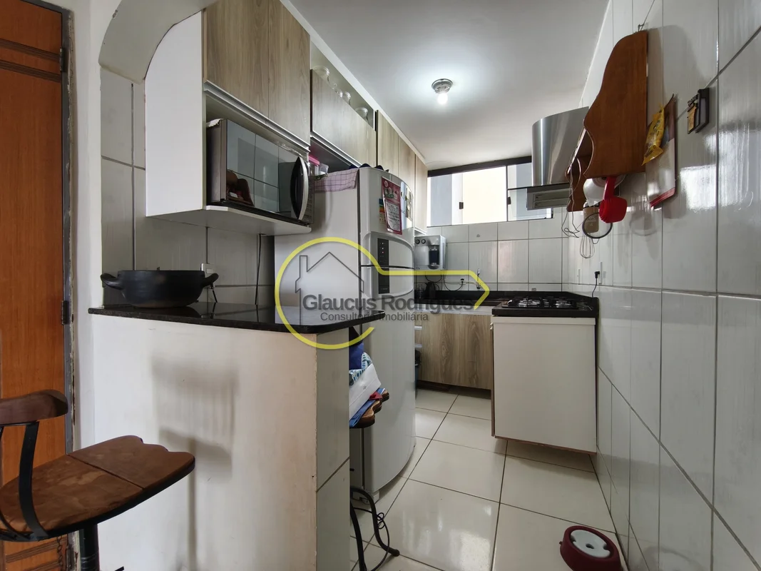 Glaucus Rodrigues Assessoria Imobiliária vende apartamento de 2 quartos no Resid...