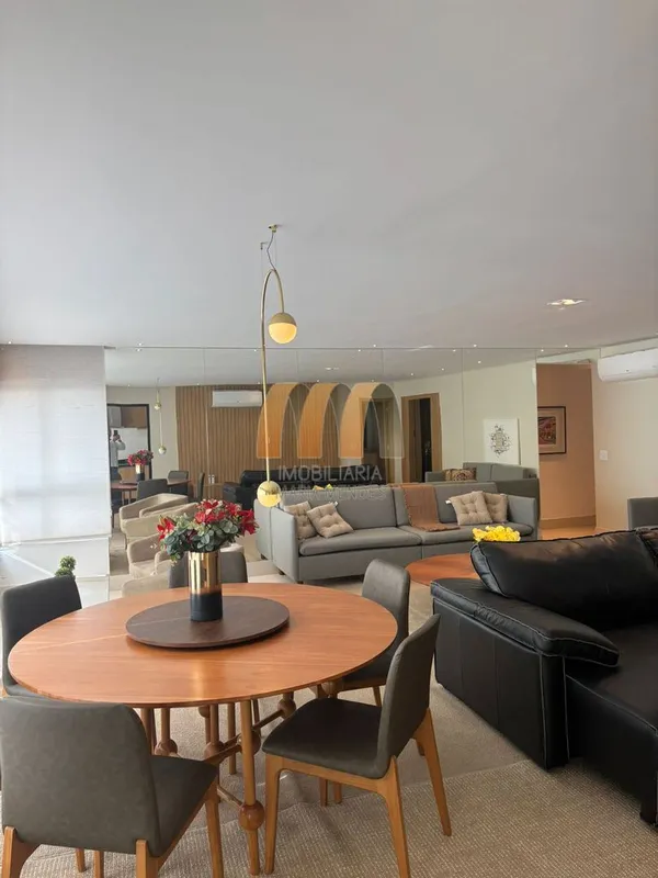 Apartamento de 161m² com 03 suítes, sala ampla, lavabo, elevador privativo, cozi...