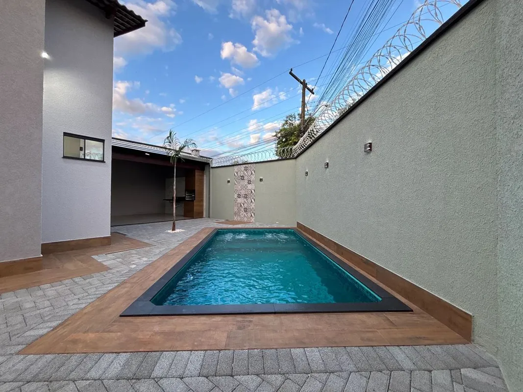 CÓD. BRU/LAU 003Casa 2 Recanto do Bosque - 140m² de construção - 215m² de lote- ...