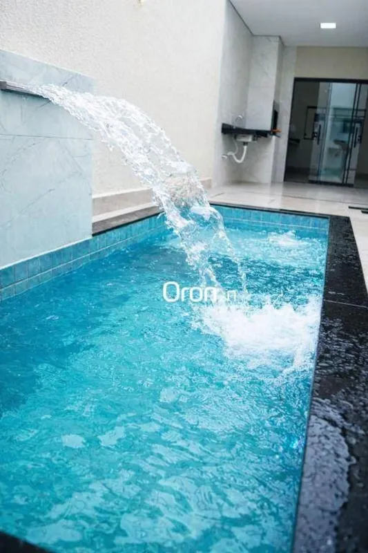 CÓDIGO DO IMÓVEL: CA2068LOCALIZAÇÃO:Próximo à Praça da Família, com fácil acesso...