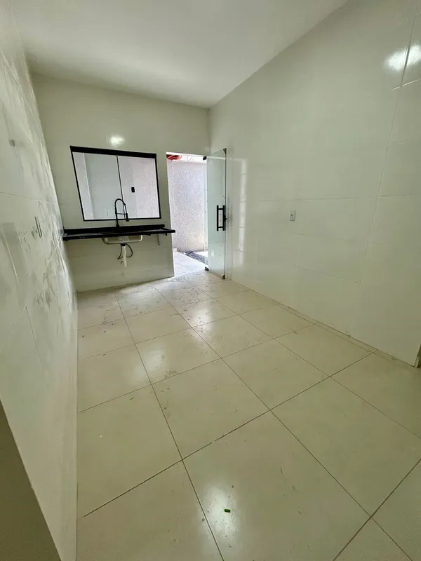 CASA À VENDA – BOA ESPERANÇA – APARECIDA DE GOIÂNIACaracterísticas do imóvel:• T...