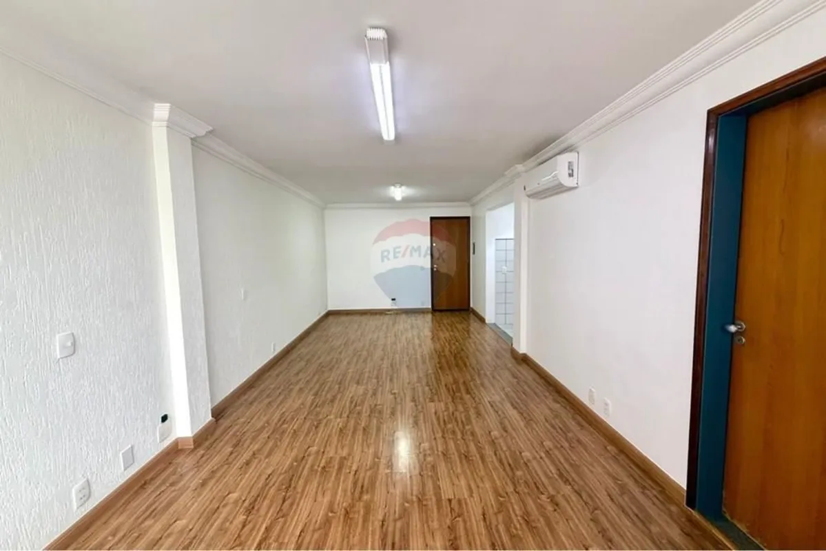 Descubra o seu novo lar ou investimento, localizado na desejada região do Sudoes...