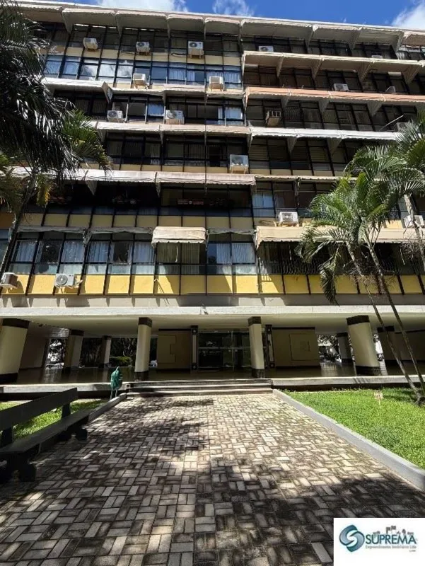 SUPREMA CONSTRUÇÕES E EMPREENDIMENTOS IMOBILIÁRIOS, APRESENTA:SQN 108 6º ANDAR 1...