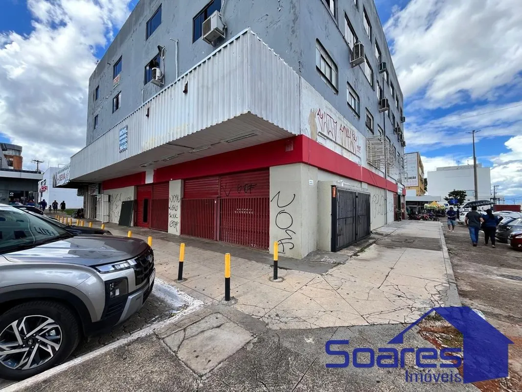 Oportunidade única! Excelente loja com subsolo de 800m² disponível para locação....