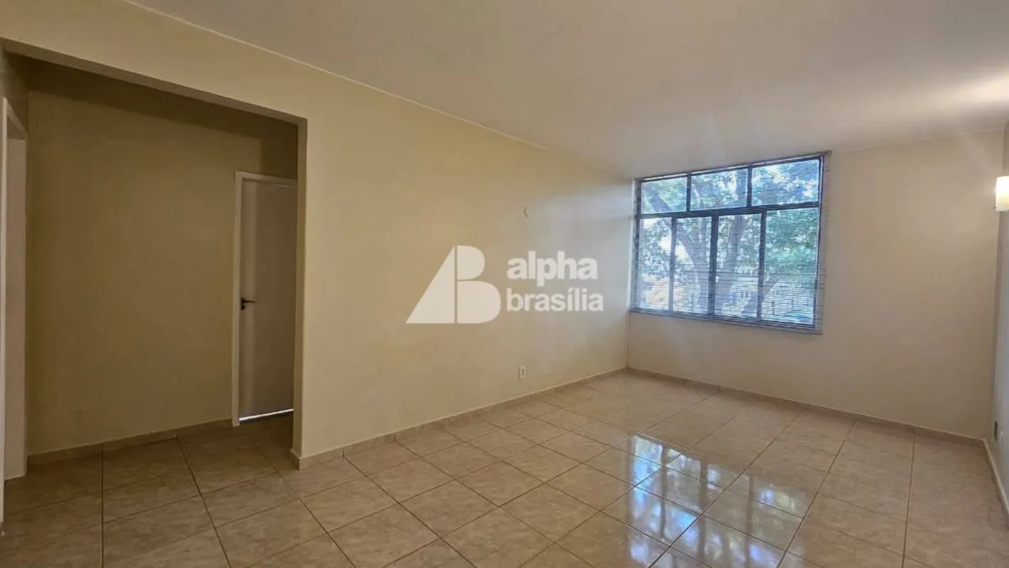 2 Quartos bem distribuídos. Sala 02 Quartos com armários Cozinha com armários Ba...