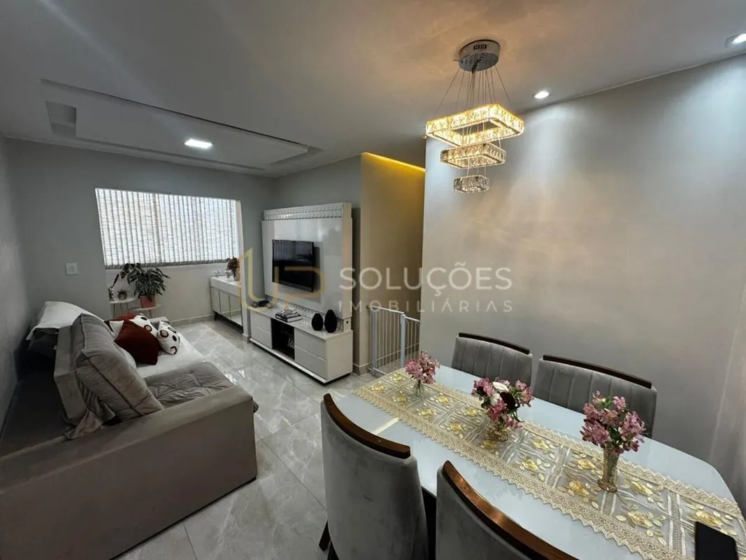 2 Quartos | Planejados | Varanda | 54m² | 1º Andar | Vaga Coberta | Sobradinho Q...