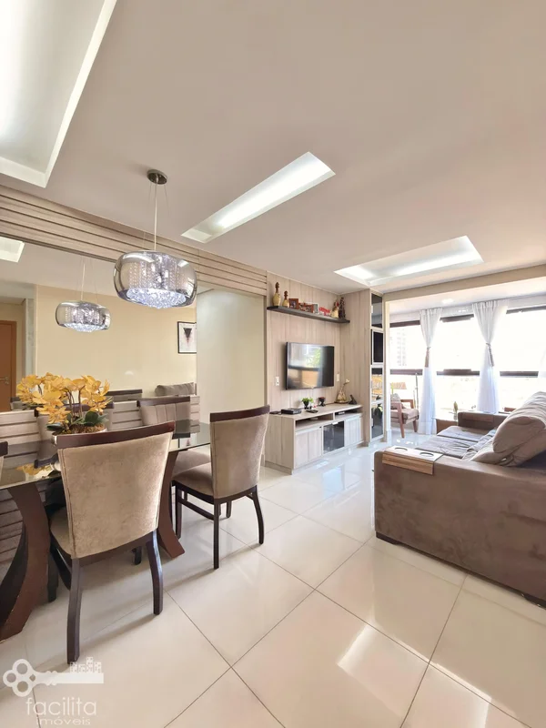 EXCELENTE APTO REFORMADO DE 2 QUARTOS (1 SUÍTE) 74m² - CASABLANCA MALL RESIDENCE...