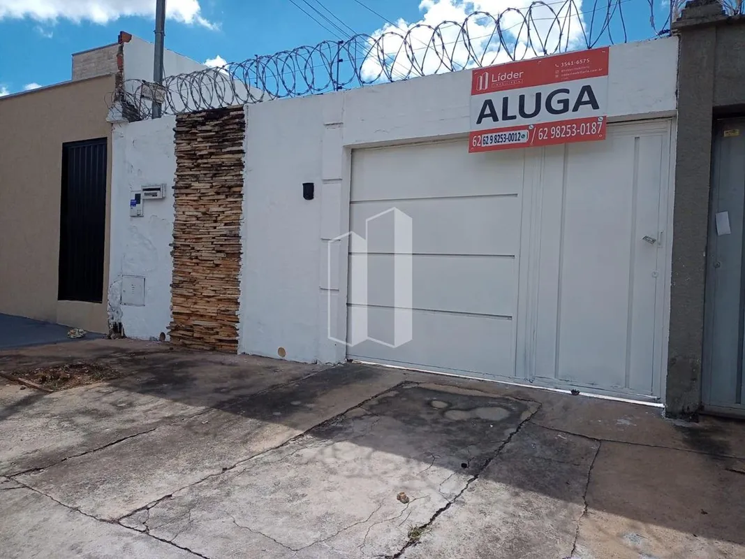 Aluga-se excelente casa de 3/4 com suíte no Bairro Cardoso em Ap. de Goiânia.Se ...
