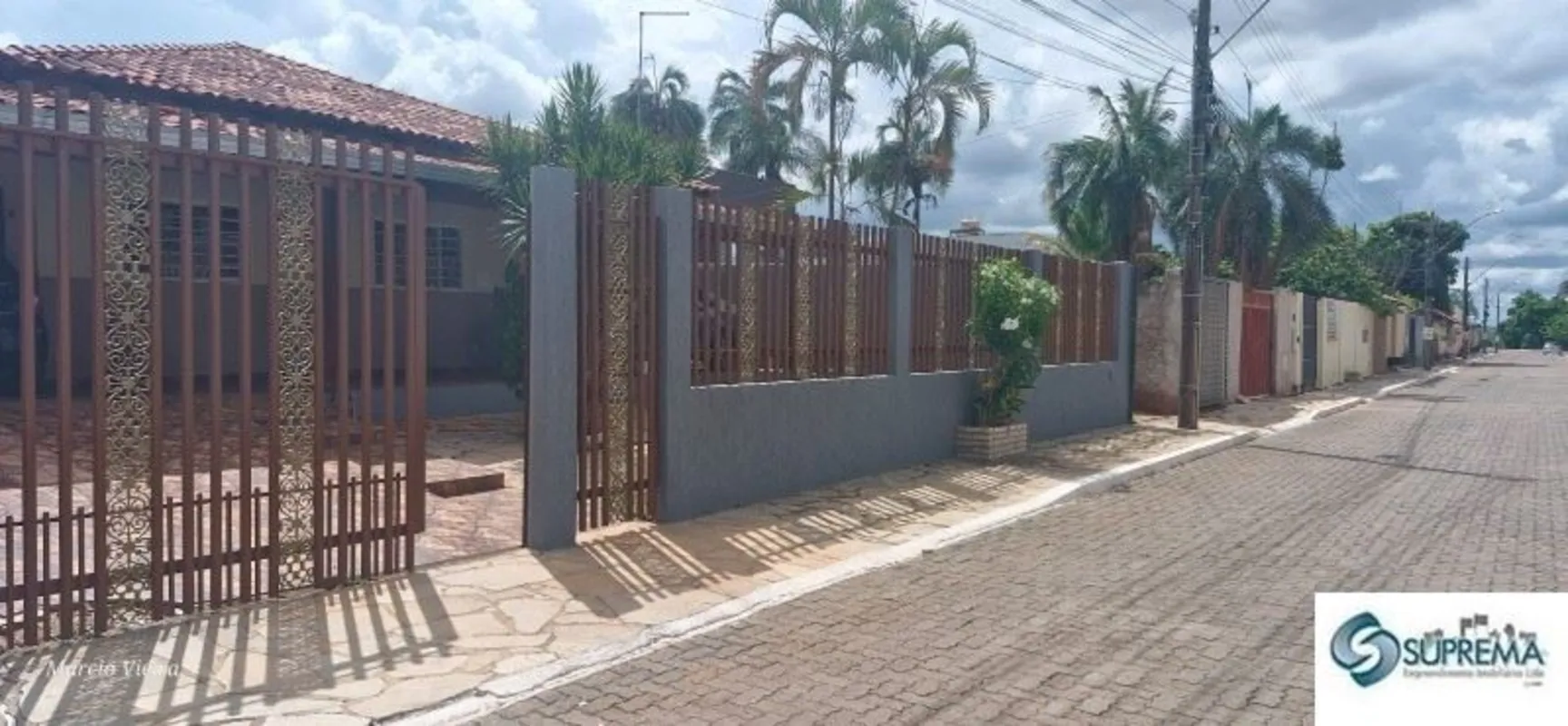 SUPREMA CONSTRUÇOES E EMP. IMOBIIÁRIOS LTDA, CRECI/DF 9060, APRESENTA:Excelente ...