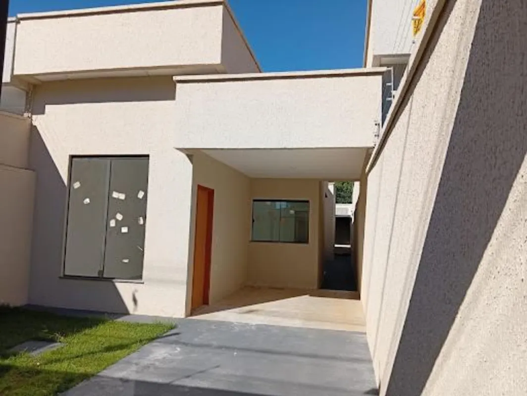Casa - Bairro Expansul - Aparecida de Goiânia - GODIFERENCIAIS:- Casa recém-cons...