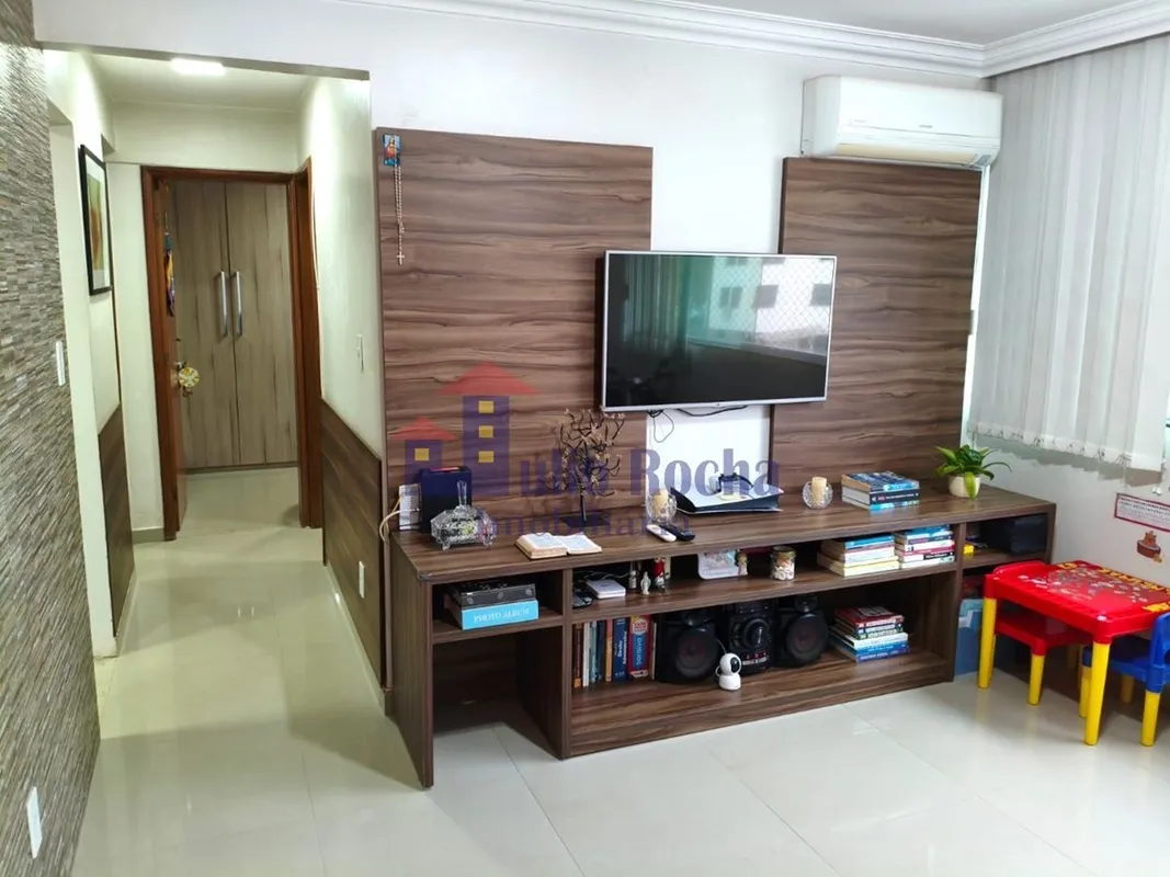 JULIO ROCHA IMOBILIÁRIA VENDE!MARAVILHOSO APARTAMENTO NASCENTE E VAZADO, NO CRUZ...