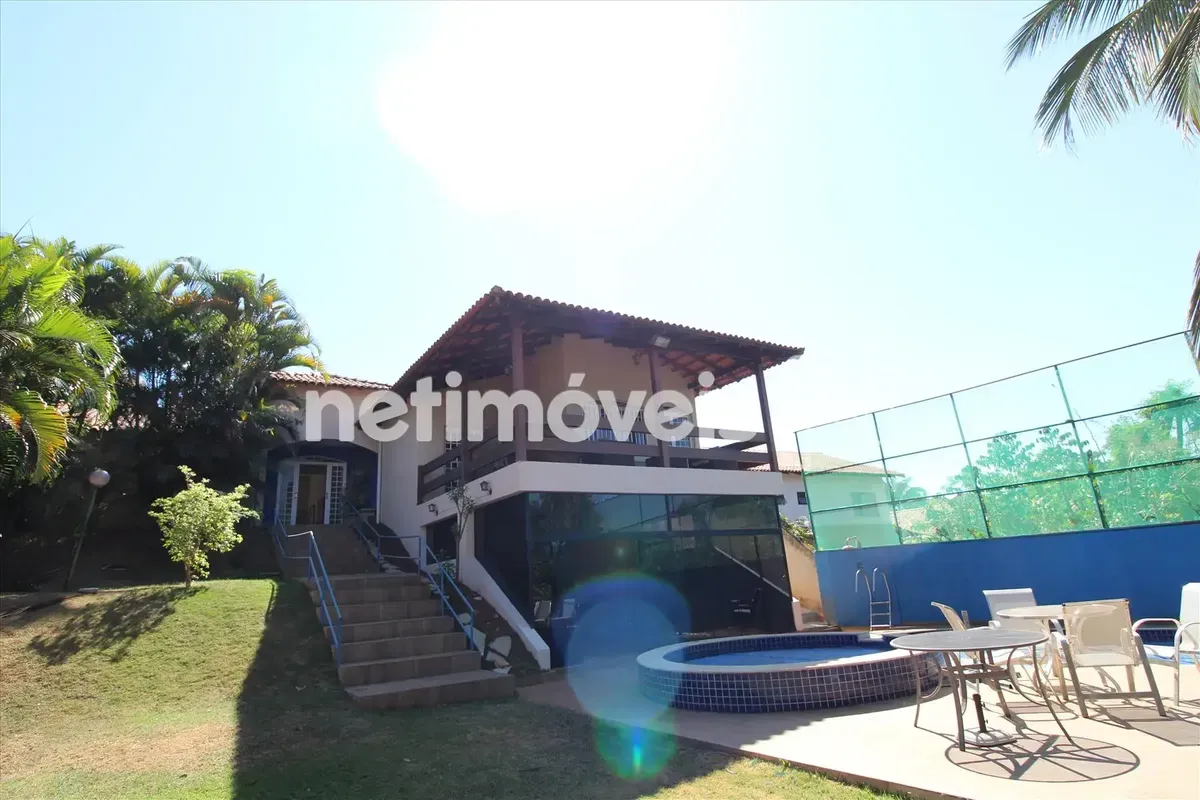 Oportunidade Única: Ville de Montagne, a apenas 8 km do centro de Brasília, ofer...