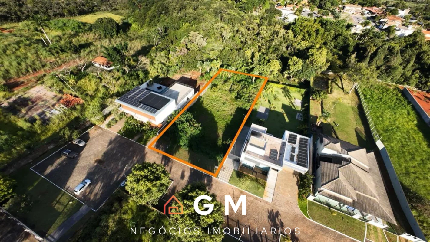 Vendo com exclusividade lote com 2.500m2,sendo privativo 2.150m2.Condomínio com ...
